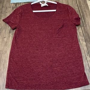 Burgundy tshirt with pocket
